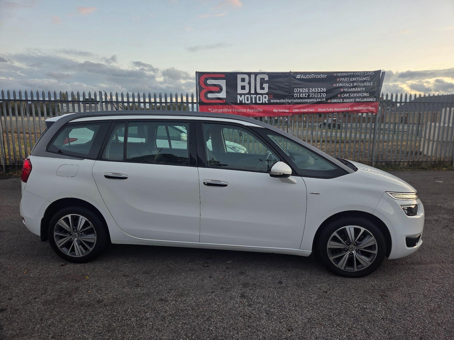 Used Citroen C4 Grand Picasso 2014 for sale - 76388118: Photo 2