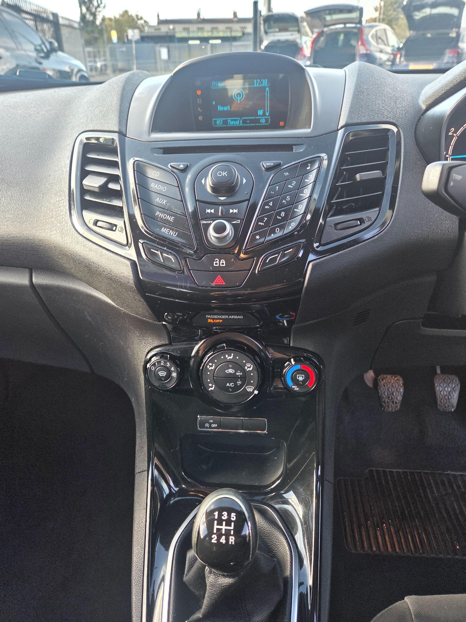 Used Ford Fiesta 2013 for sale - 76398901: Photo 13