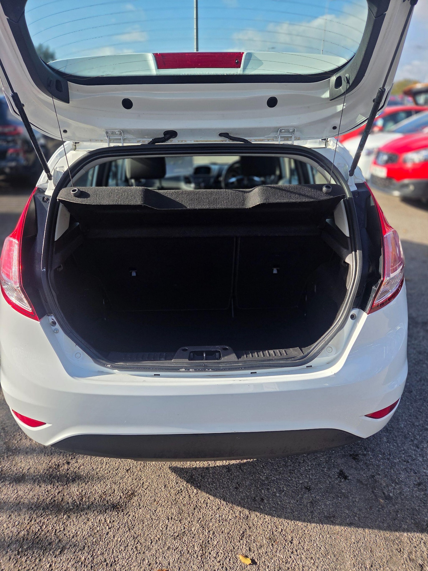 Used Ford Fiesta 2013 for sale - 76398901: Photo 4