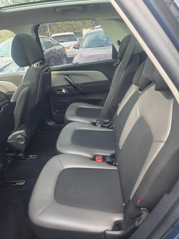 Used Citroen C4 Picasso 2013 for sale - 76326360: Photo 10