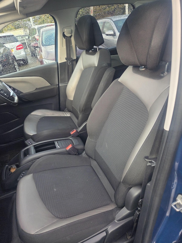 Used Citroen C4 Picasso 2013 for sale - 76326360: Photo 11
