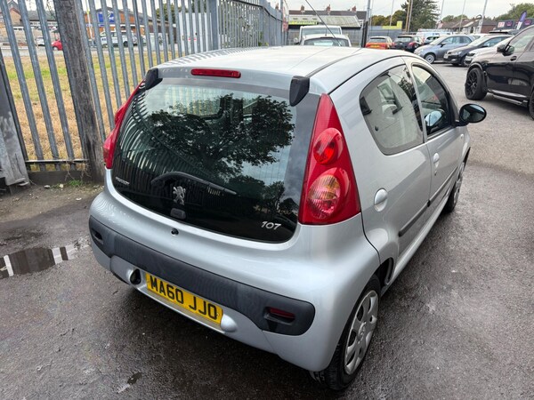 Used Peugeot 107 2010 for sale - 76094385: Photo 5