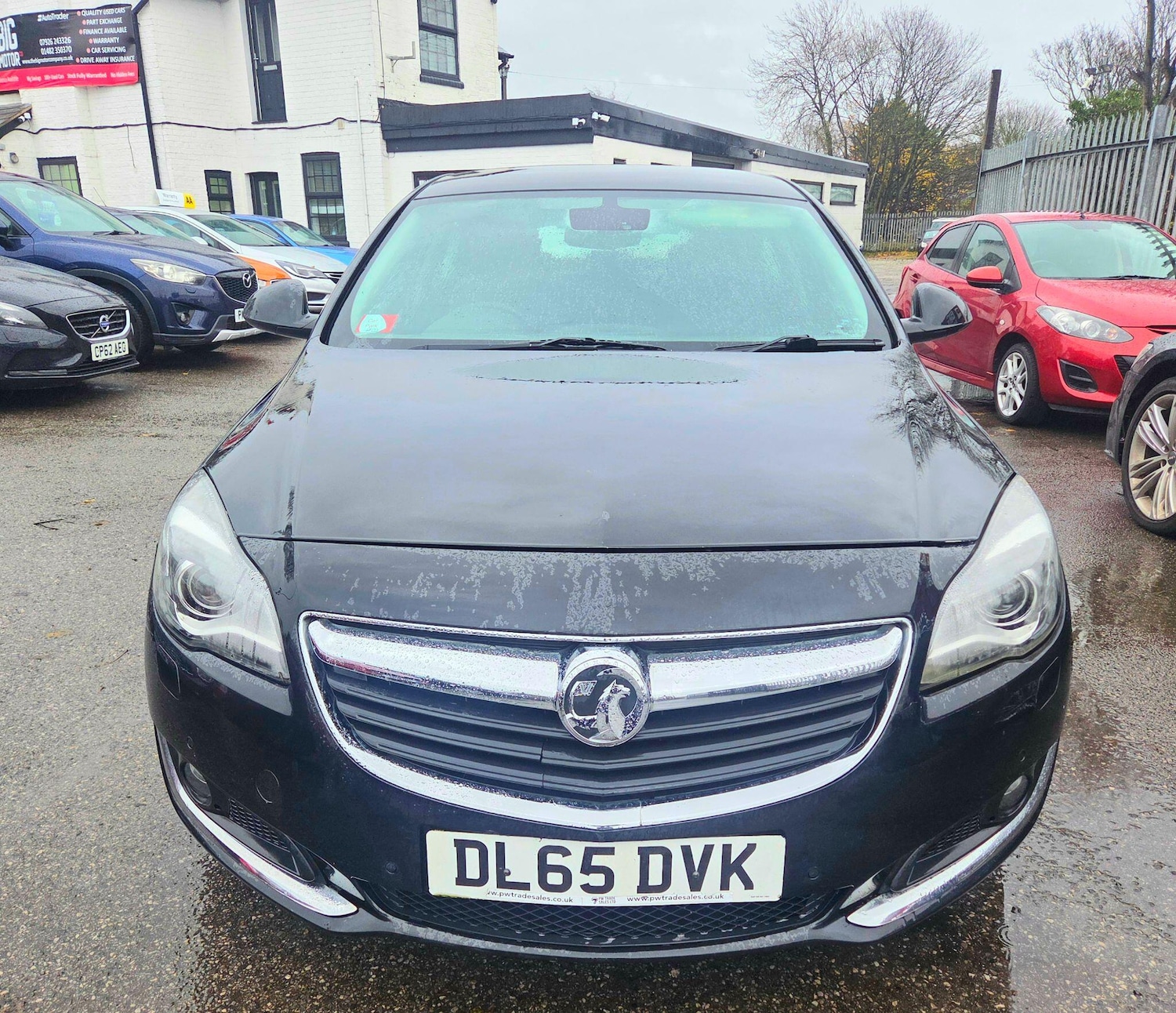 Used Vauxhall Insignia 2016 for sale - 76887326: Photo 2