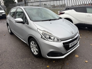 Peugeot - 208