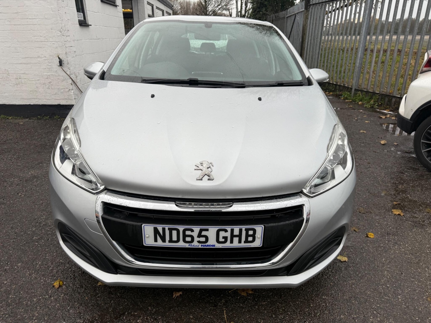 Used Peugeot 208 2016 for sale - 76839609: Photo 3