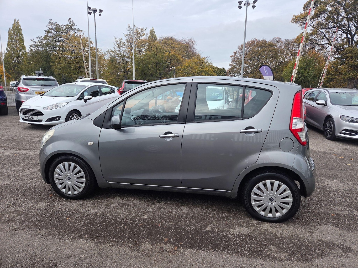 Used Suzuki Splash 2009 for sale - 76424149: Photo 5