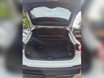 Used Nissan Qashqai 2018 for sale - 78471720: Photo