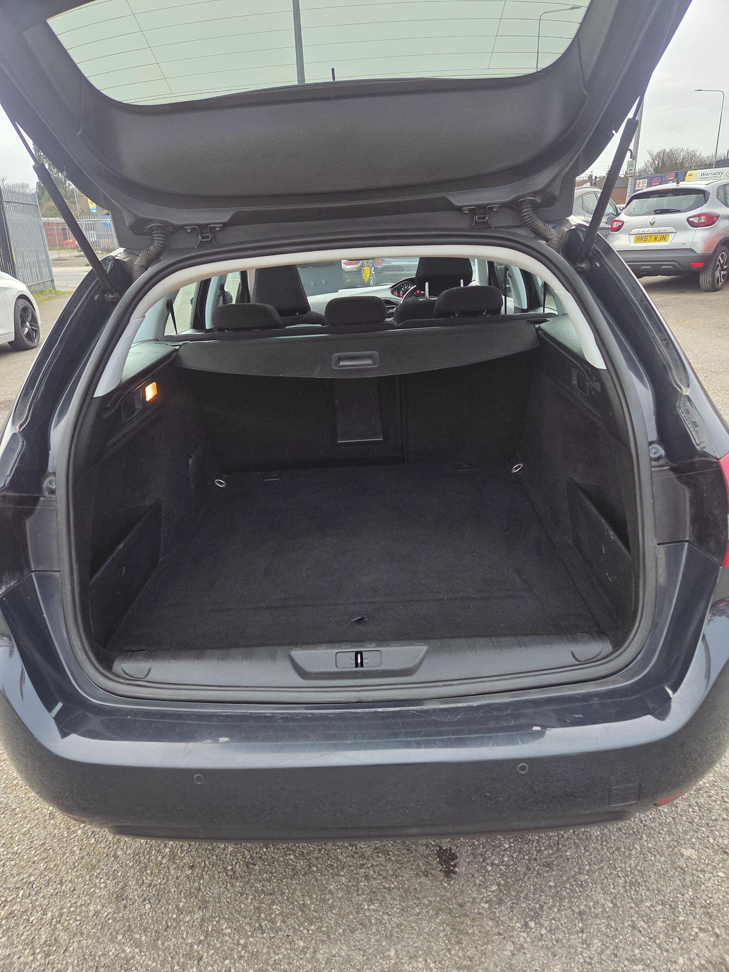 Used Peugeot 308 SW 2016 for sale - 77559269: Photo 4