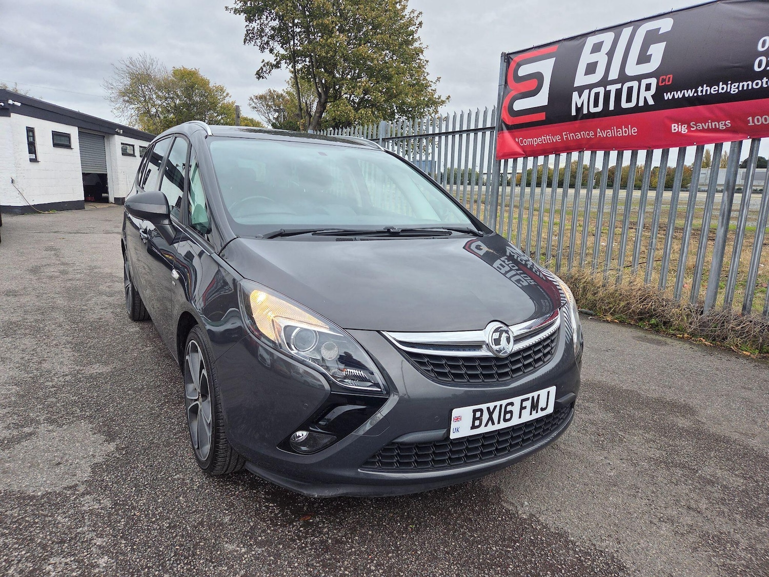 Used Vauxhall Zafira 2016 for sale - 76457097: Photo 1
