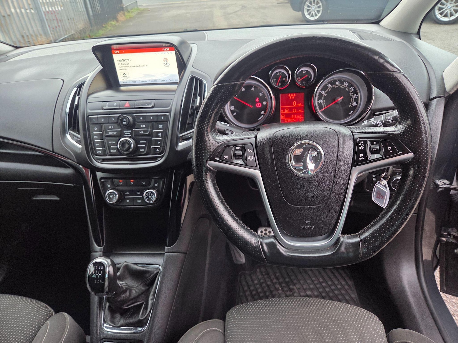 Used Vauxhall Zafira 2016 for sale - 76457097: Photo 14