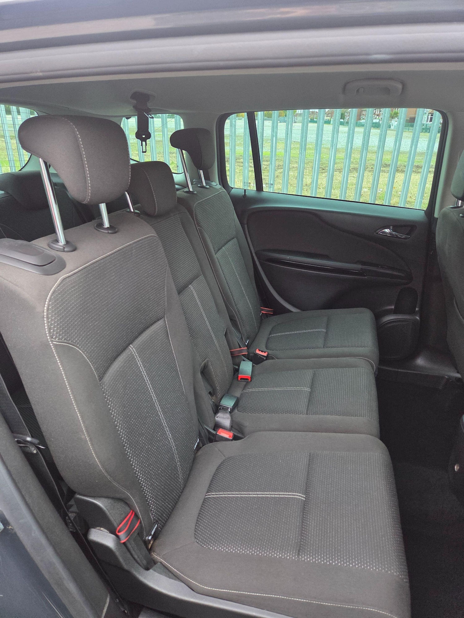 Used Vauxhall Zafira 2016 for sale - 76457097: Photo 9