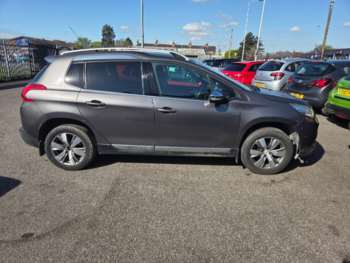 Used Peugeot 2008 2015 for sale - 74586008: Photo