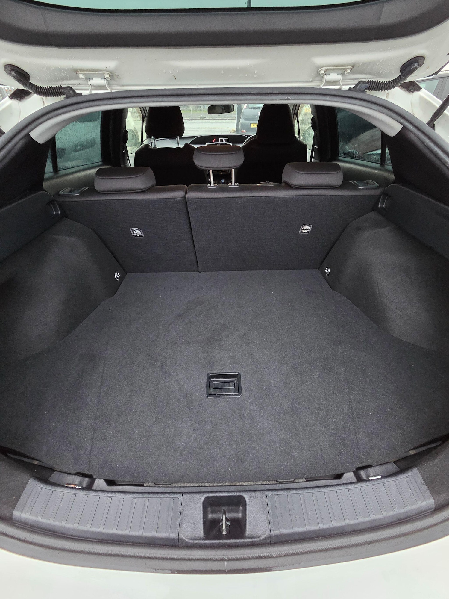 Used Toyota Prius for sale - 76952493: Photo 12