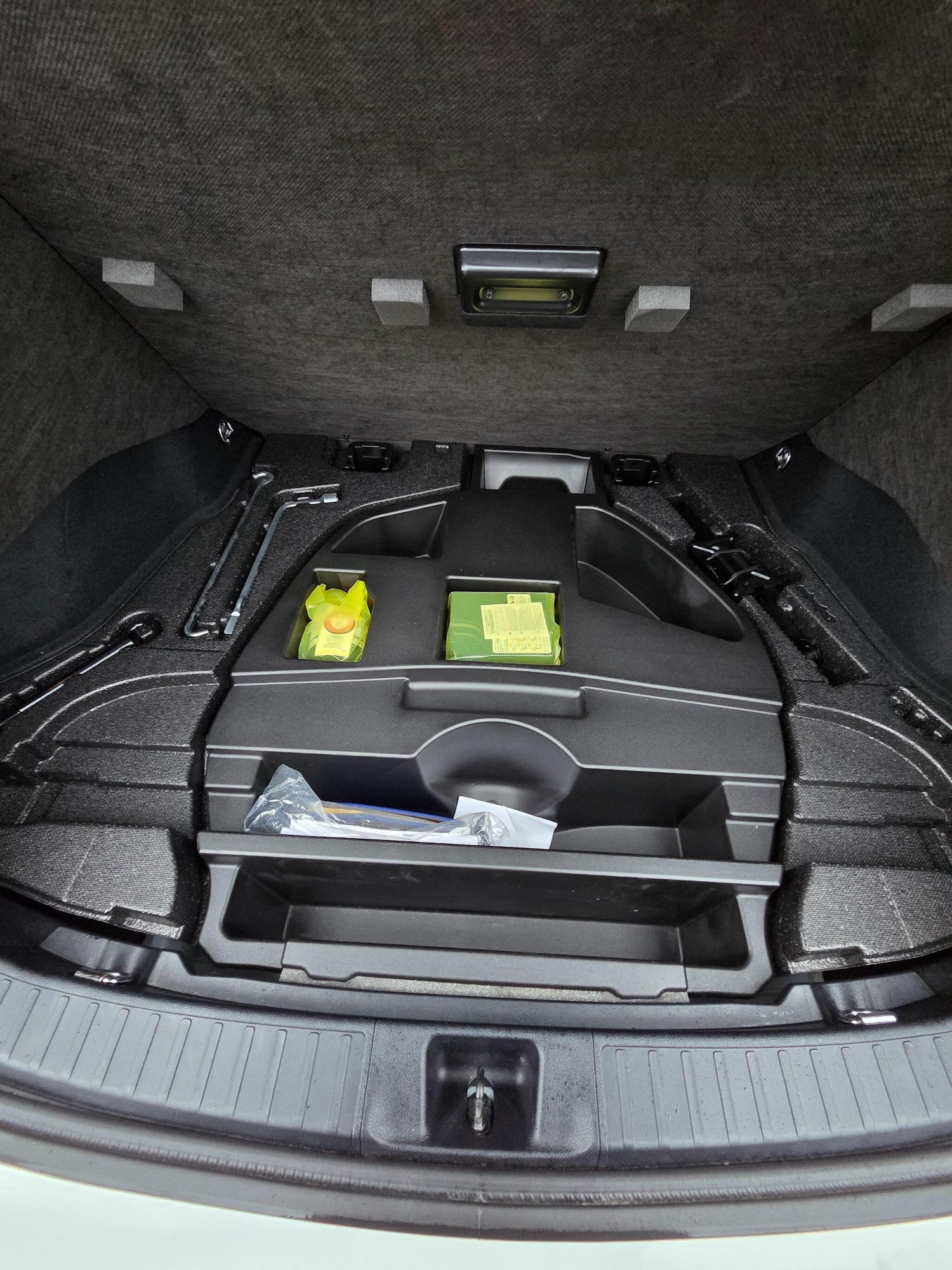 Used Toyota Prius for sale - 76952493: Photo 13