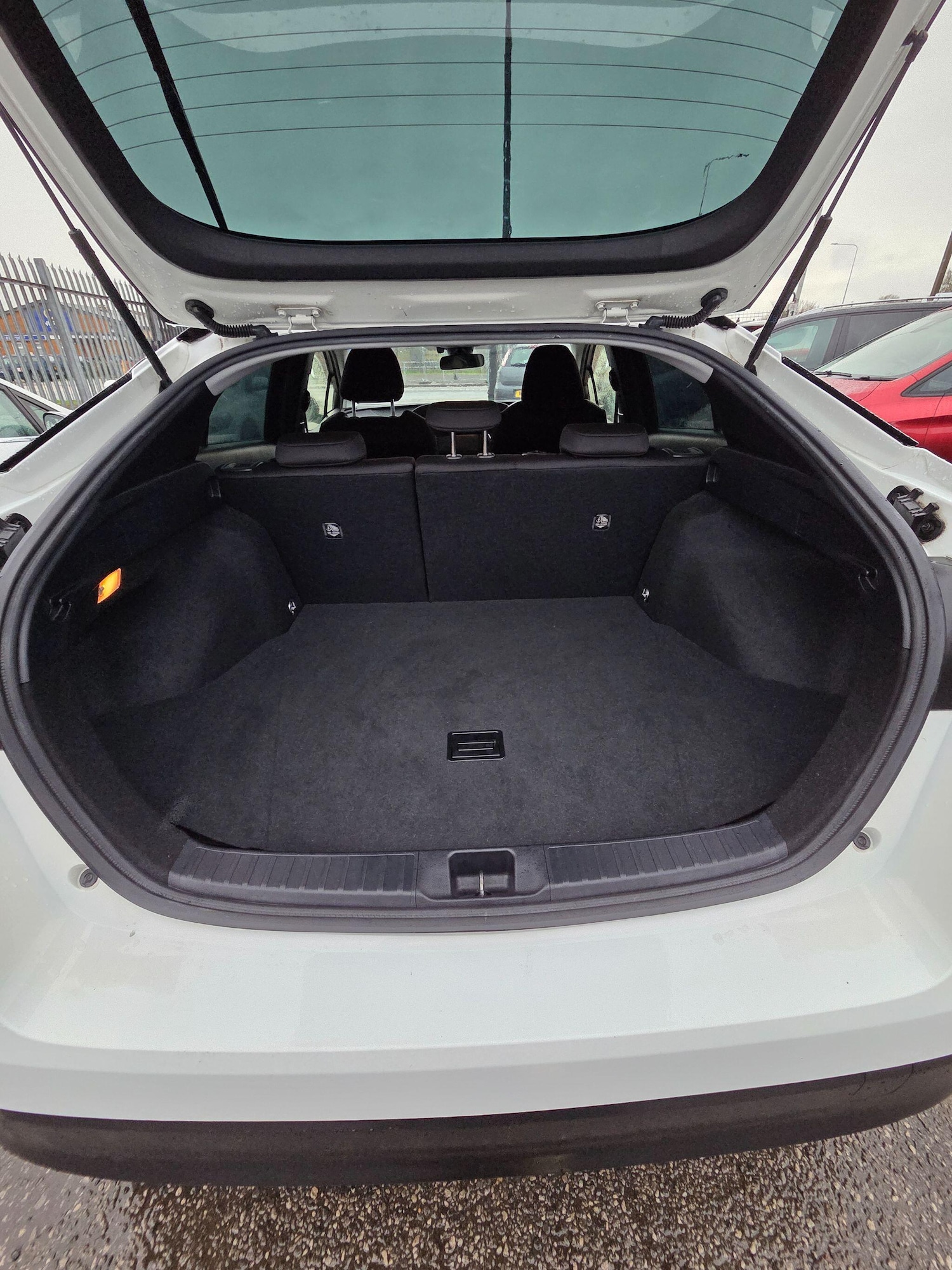 Used Toyota Prius for sale - 76952493: Photo 14