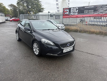 Used Volvo V40 2012 for sale - 76485656: Photo