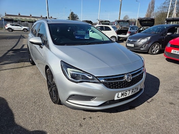 Used Vauxhall Astra 2017 for sale - 77908802: Photo