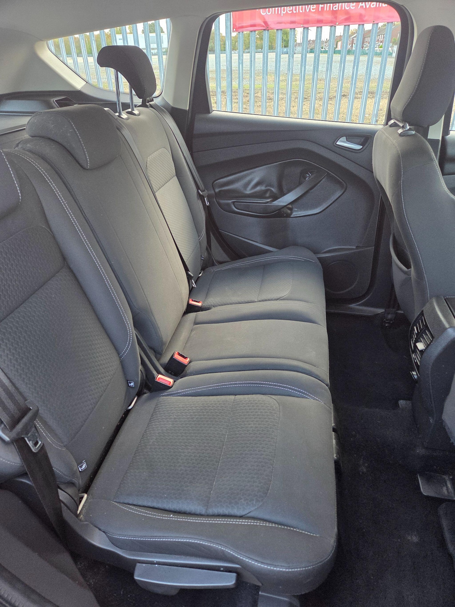 Used Ford Kuga 2017 for sale - 76990618: Photo 8