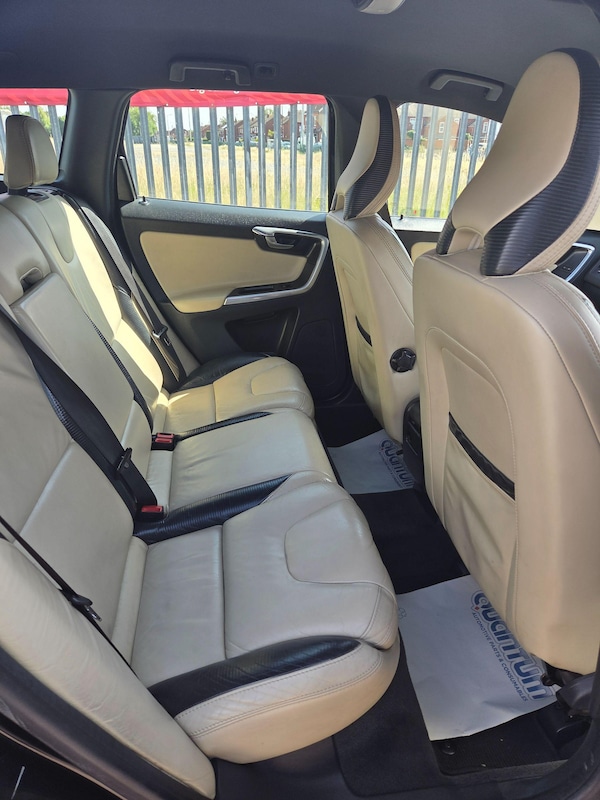 Used Volvo XC60 2013 for sale - 75186218: Photo 9