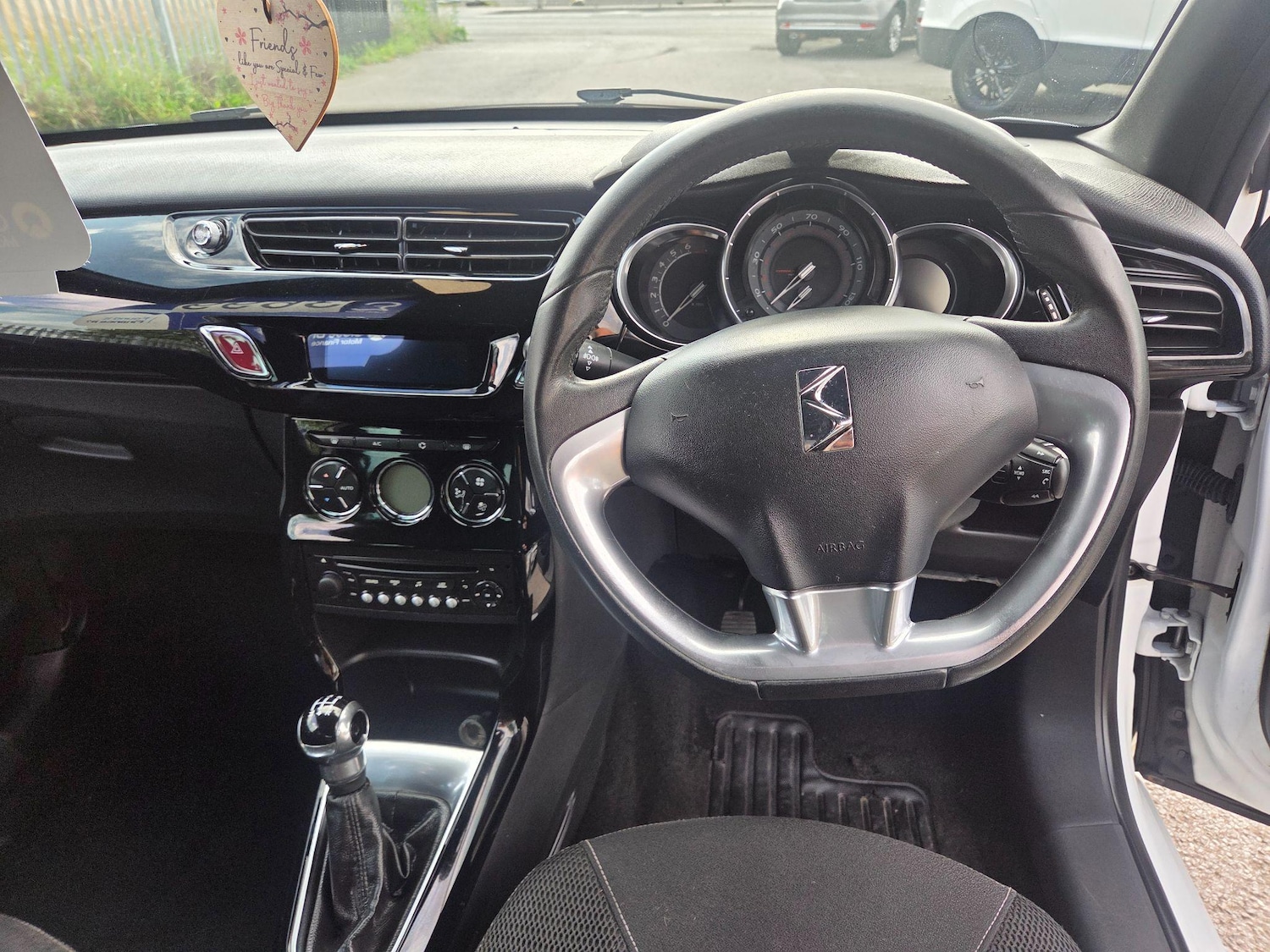 Used Citroen DS3 2015 for sale - 75965612: Photo 12