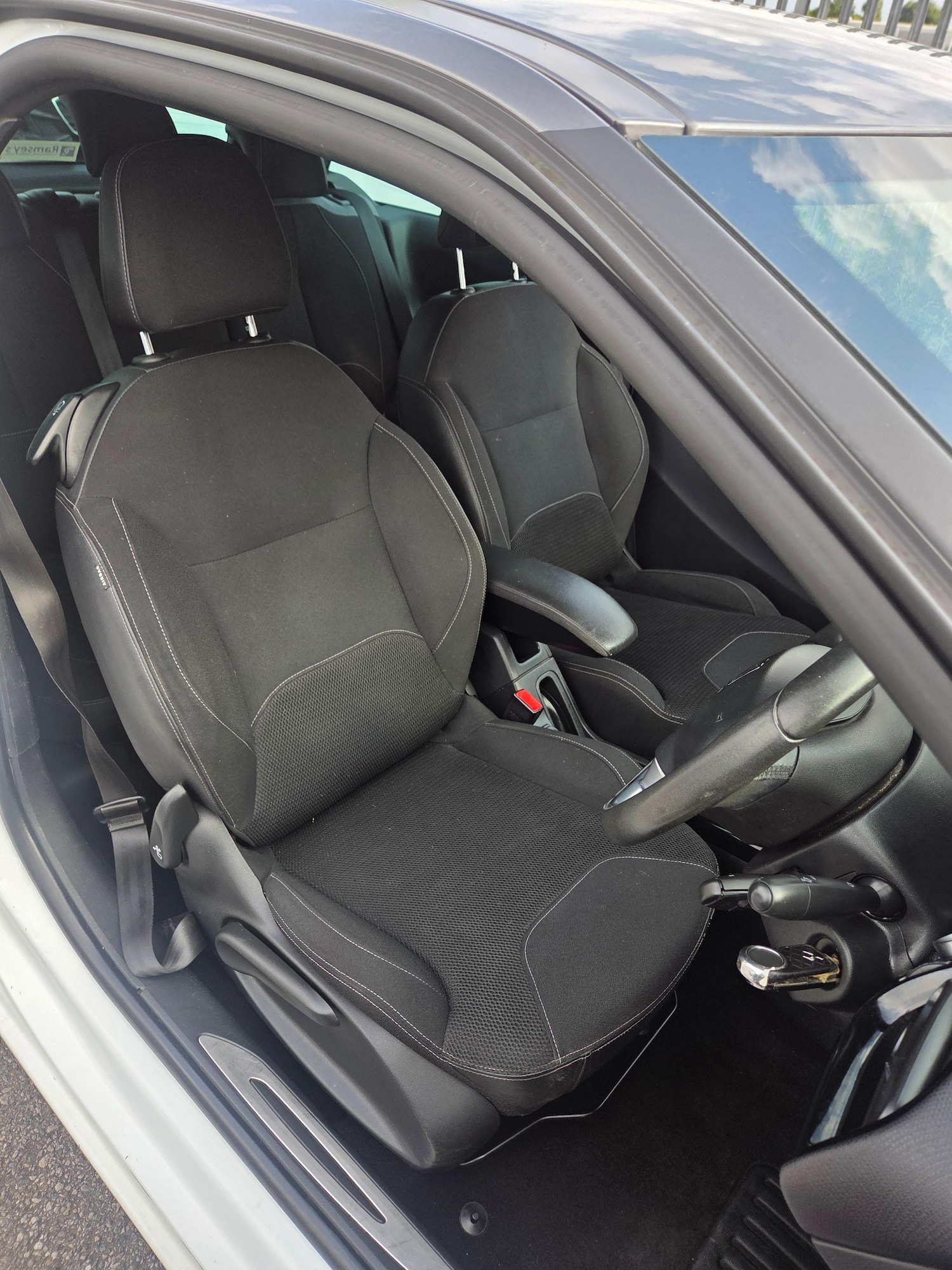 Used Citroen DS3 2015 for sale - 75965612: Photo 8