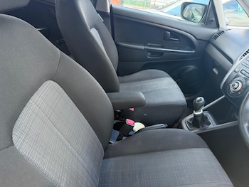 Used Kia Venga 2010 for sale - 75588328: Photo