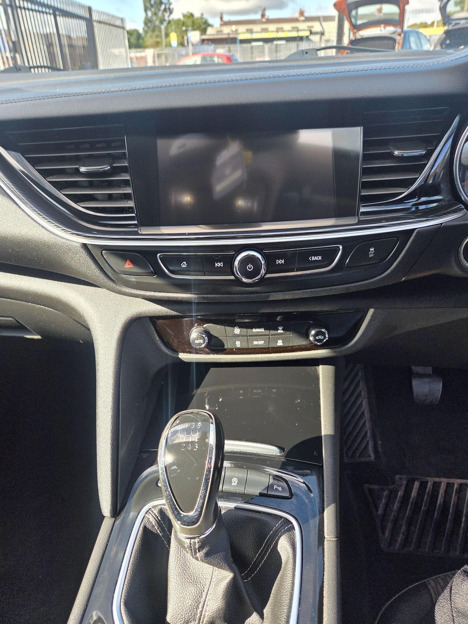 Used Vauxhall Insignia 2017 for sale - 75756832: Photo 12