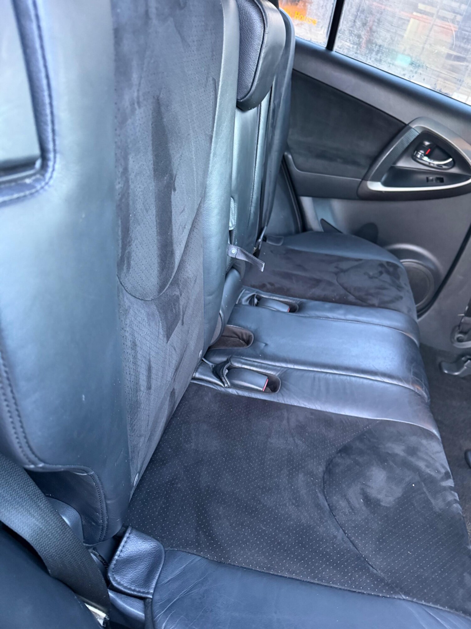 Used Toyota RAV4 2011 for sale - 76886806: Photo 10