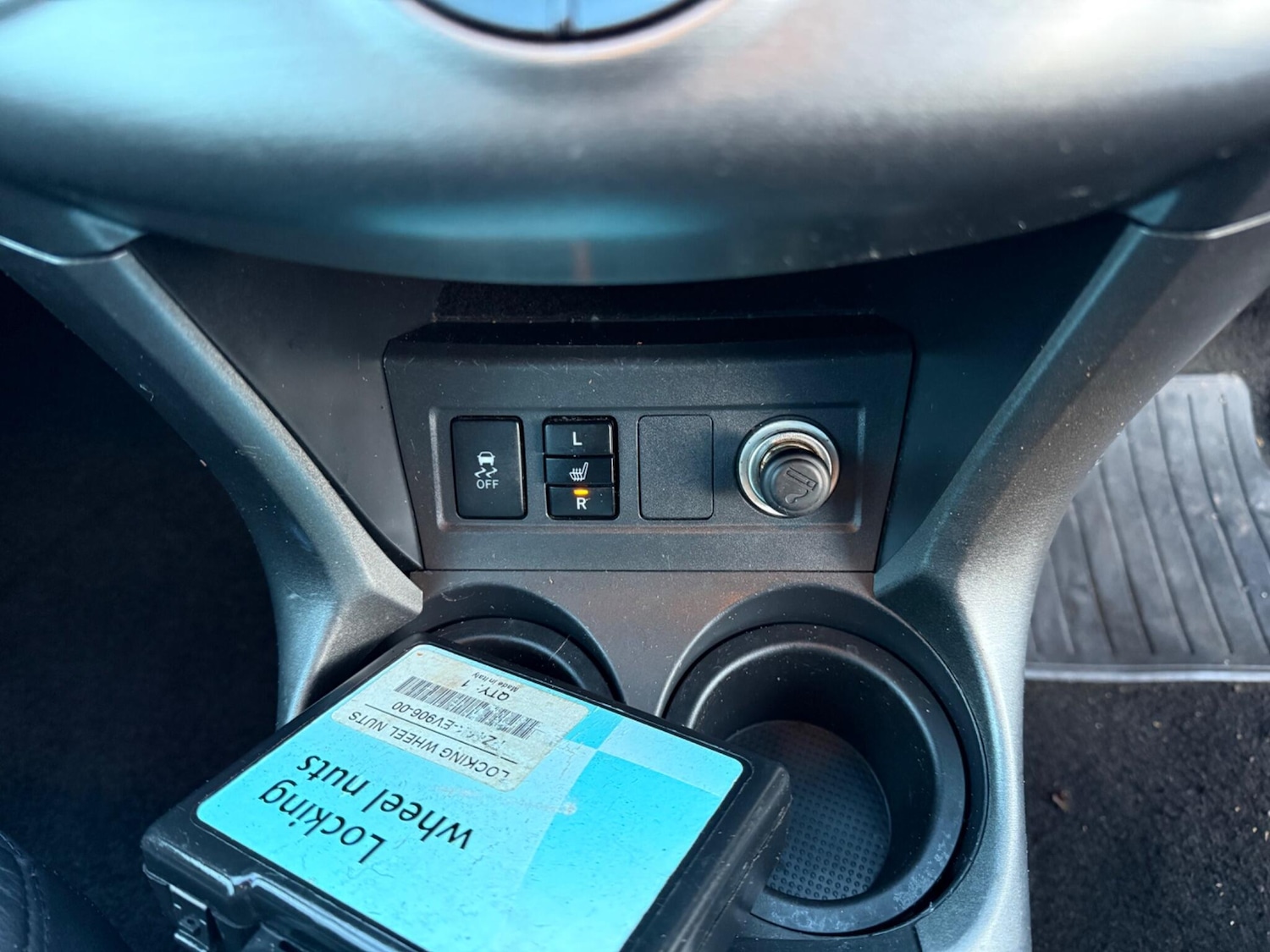 Used Toyota RAV4 2011 for sale - 76886806: Photo 14