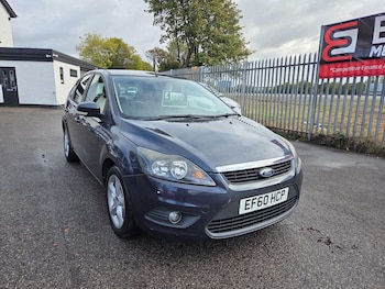 2011 (60) - 1.6 Zetec 5dr