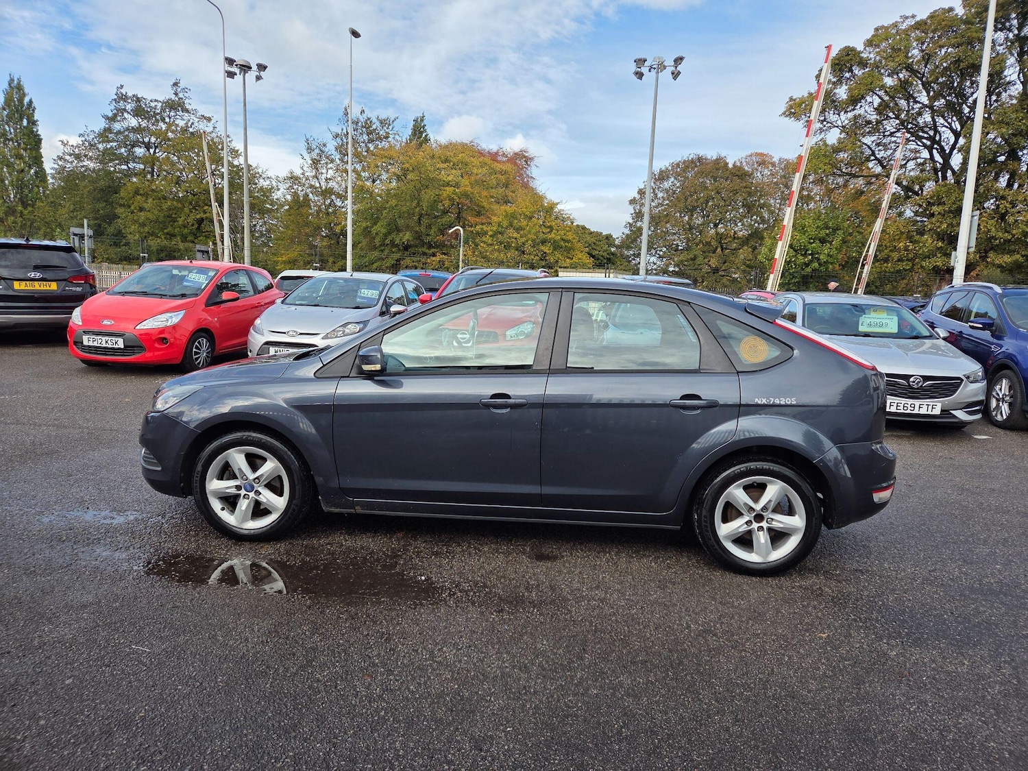 Used Ford Focus 2011 for sale - 76360061: Photo 6