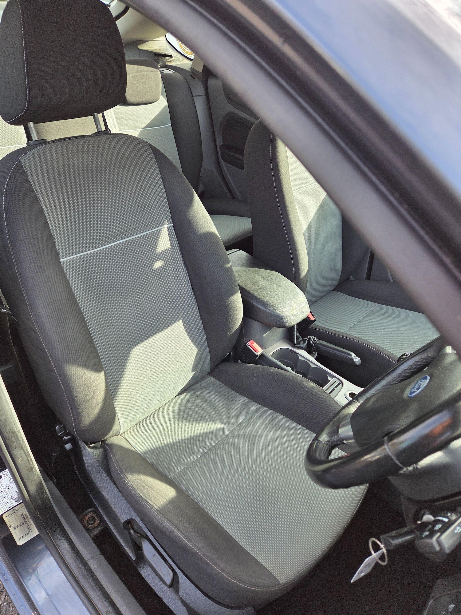 Used Ford Focus 2011 for sale - 76360061: Photo 8