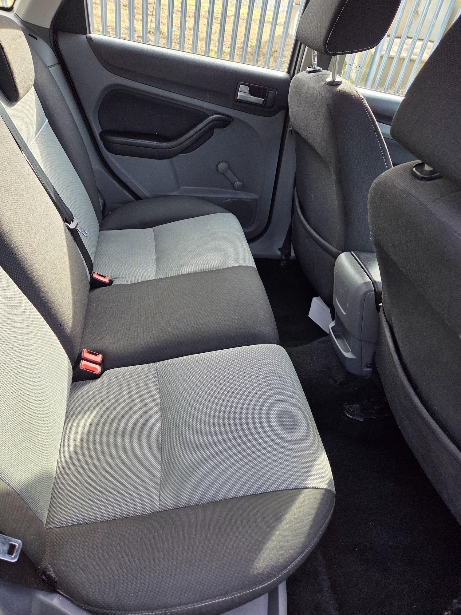 Used Ford Focus 2011 for sale - 76360061: Photo 9