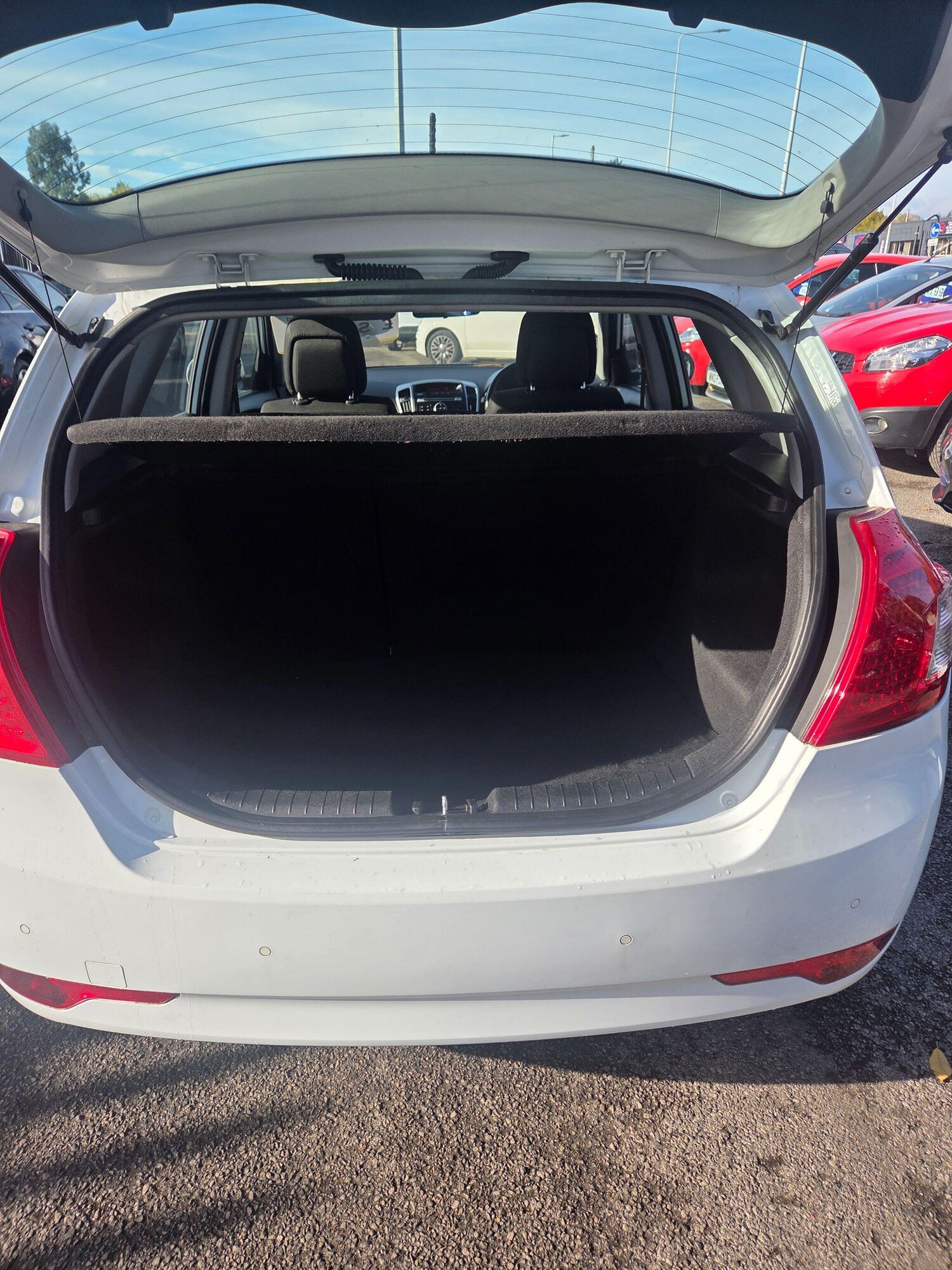 Used Kia Ceed 2011 for sale - 76377428: Photo 4