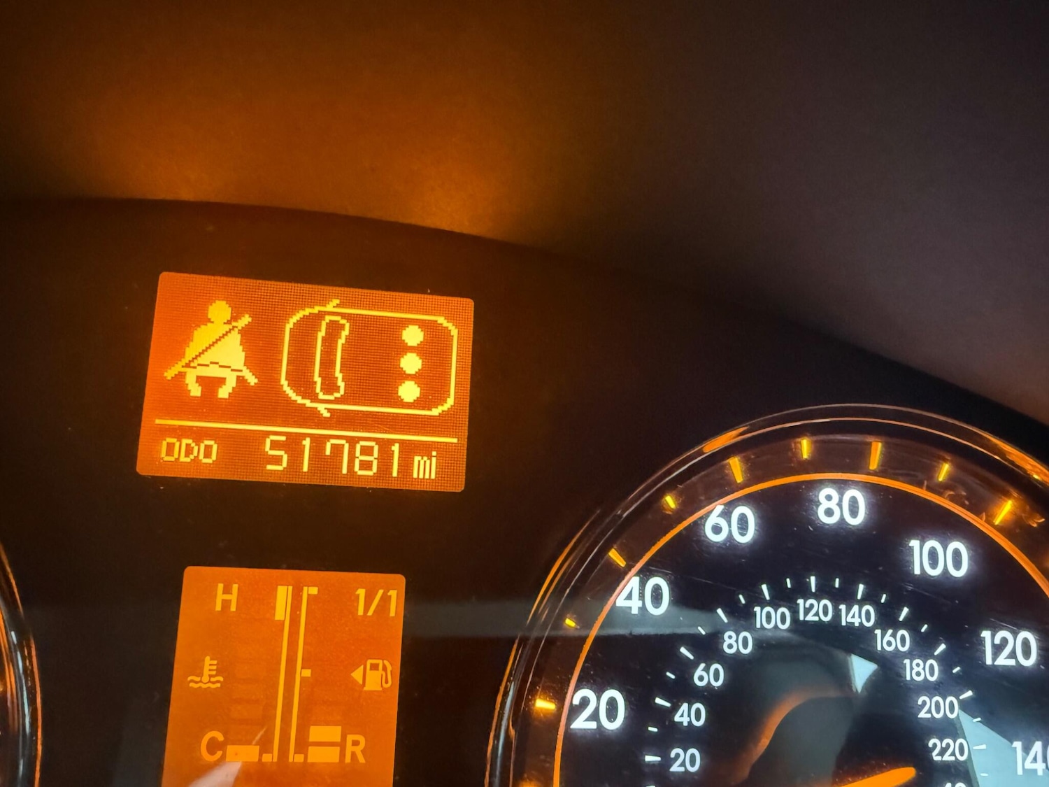 Used Toyota Avensis 2010 for sale - 76727324: Photo 16