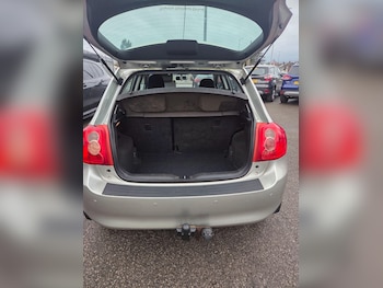 Used Toyota Auris 2009 for sale - 76727121: Photo