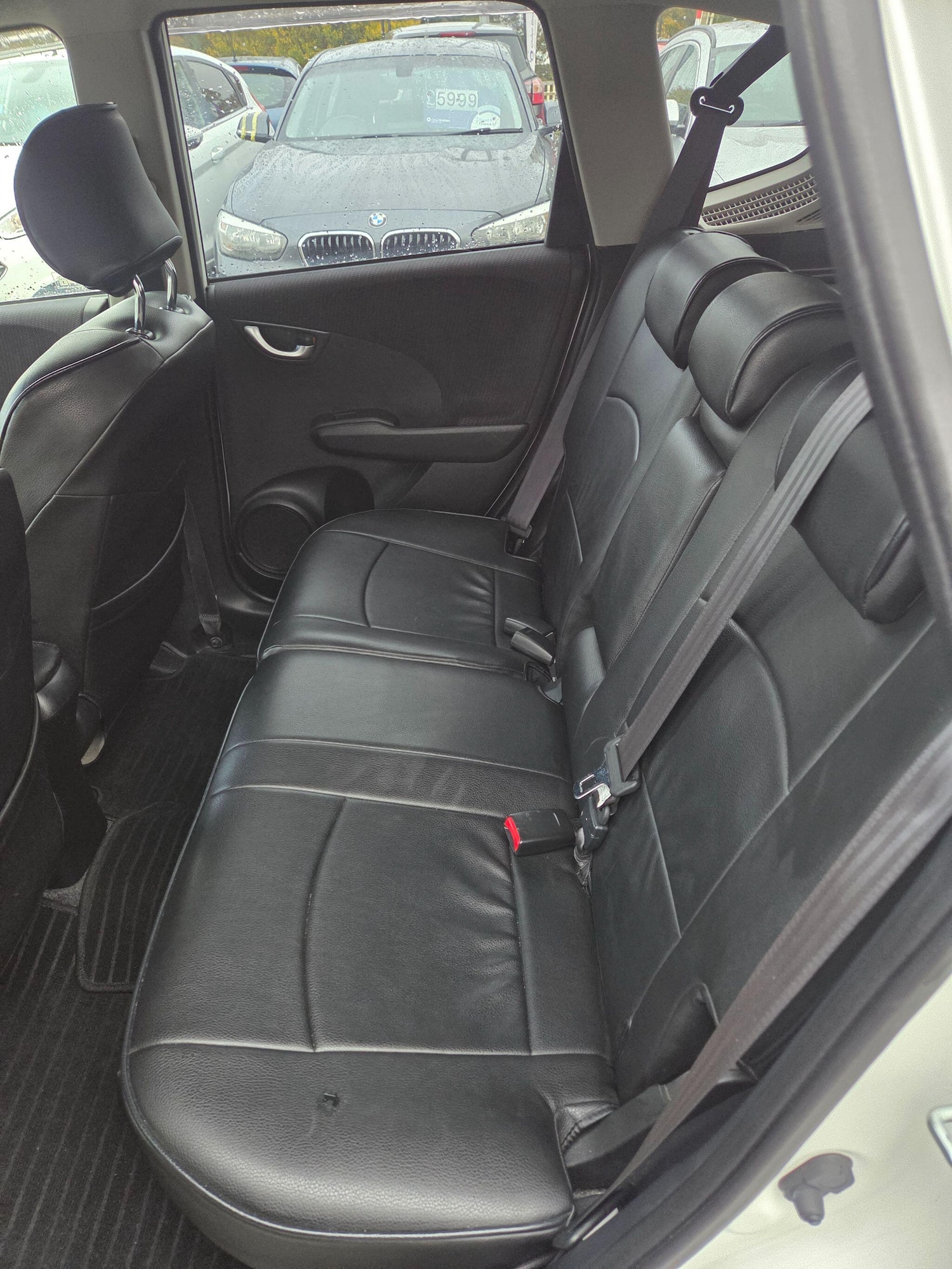 Used Honda Fit for sale - 76472442: Photo 10