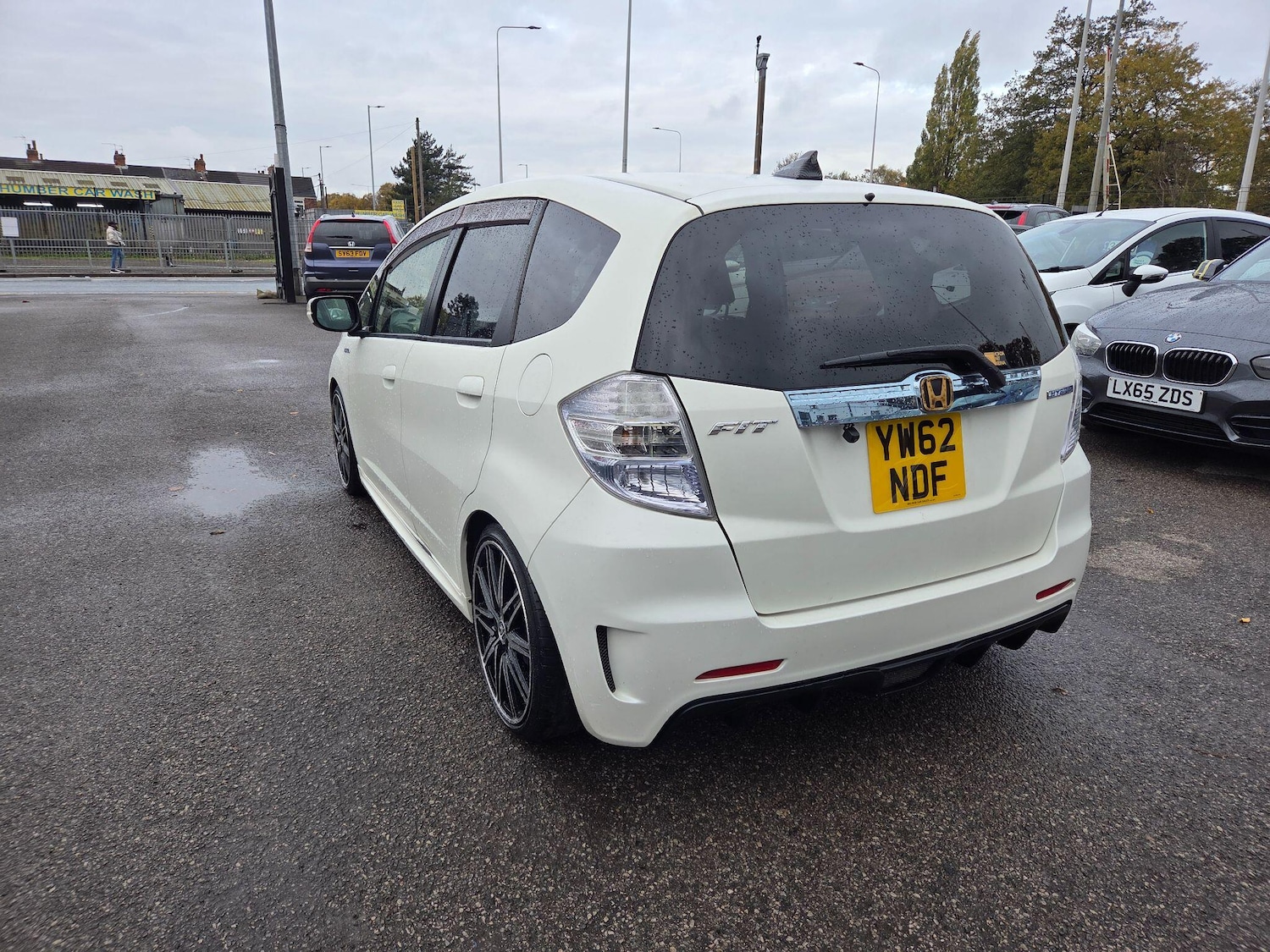 Used Honda Fit for sale - 76472442: Photo 5