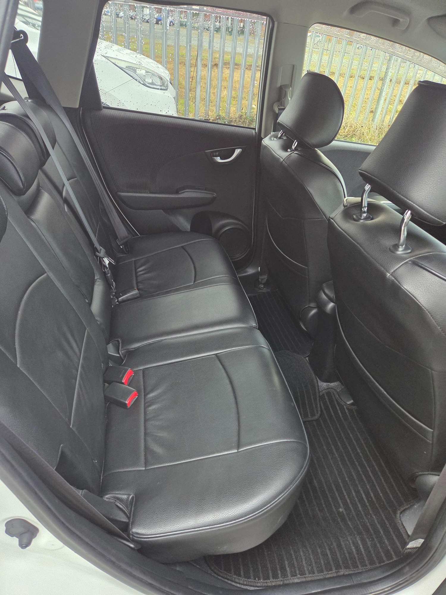 Used Honda Fit for sale - 76472442: Photo 9