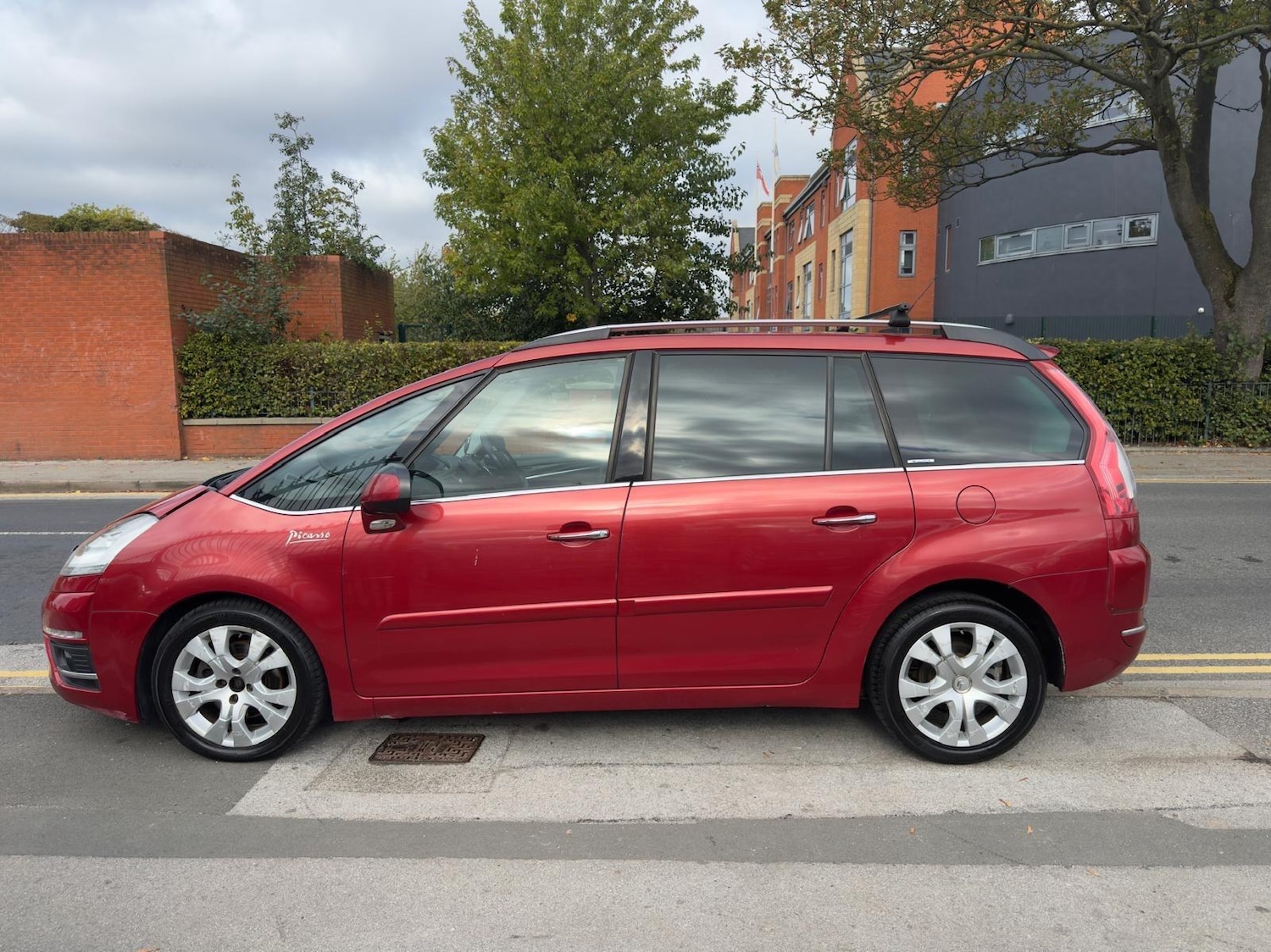 Used Citroen C4 Grand Picasso 2011 for sale - 76485512: Photo 2