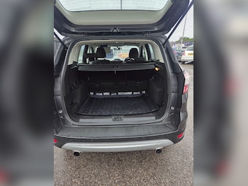 Used Ford Kuga 2017 for sale - 76158801: Photo 4