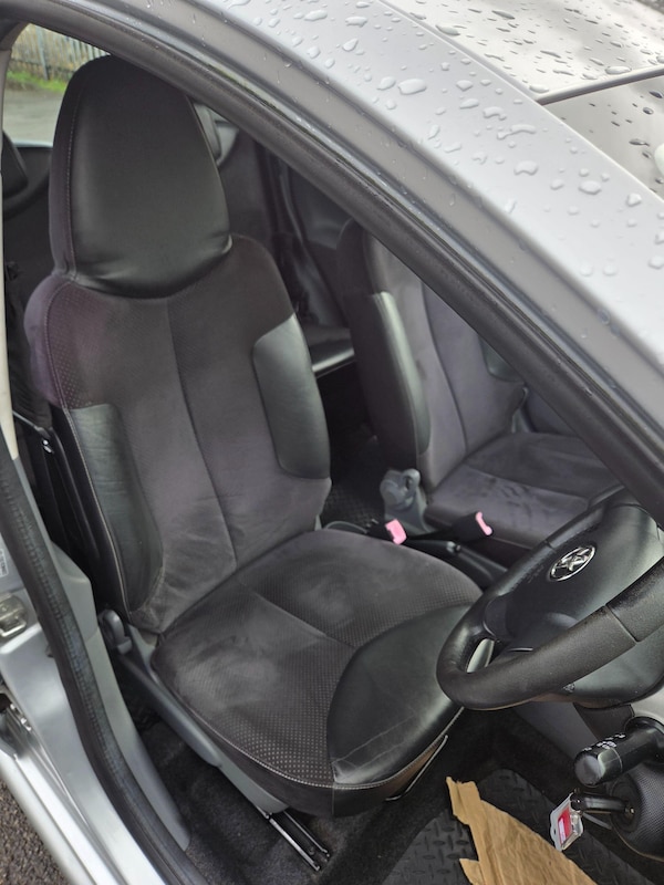 Used Toyota AYGO 2010 for sale - 76175164: Photo 8