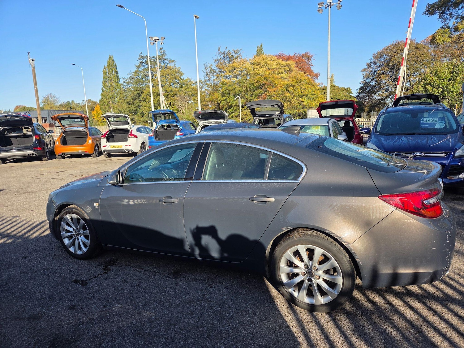 Used Vauxhall Insignia 2016 for sale - 77633886: Photo 3