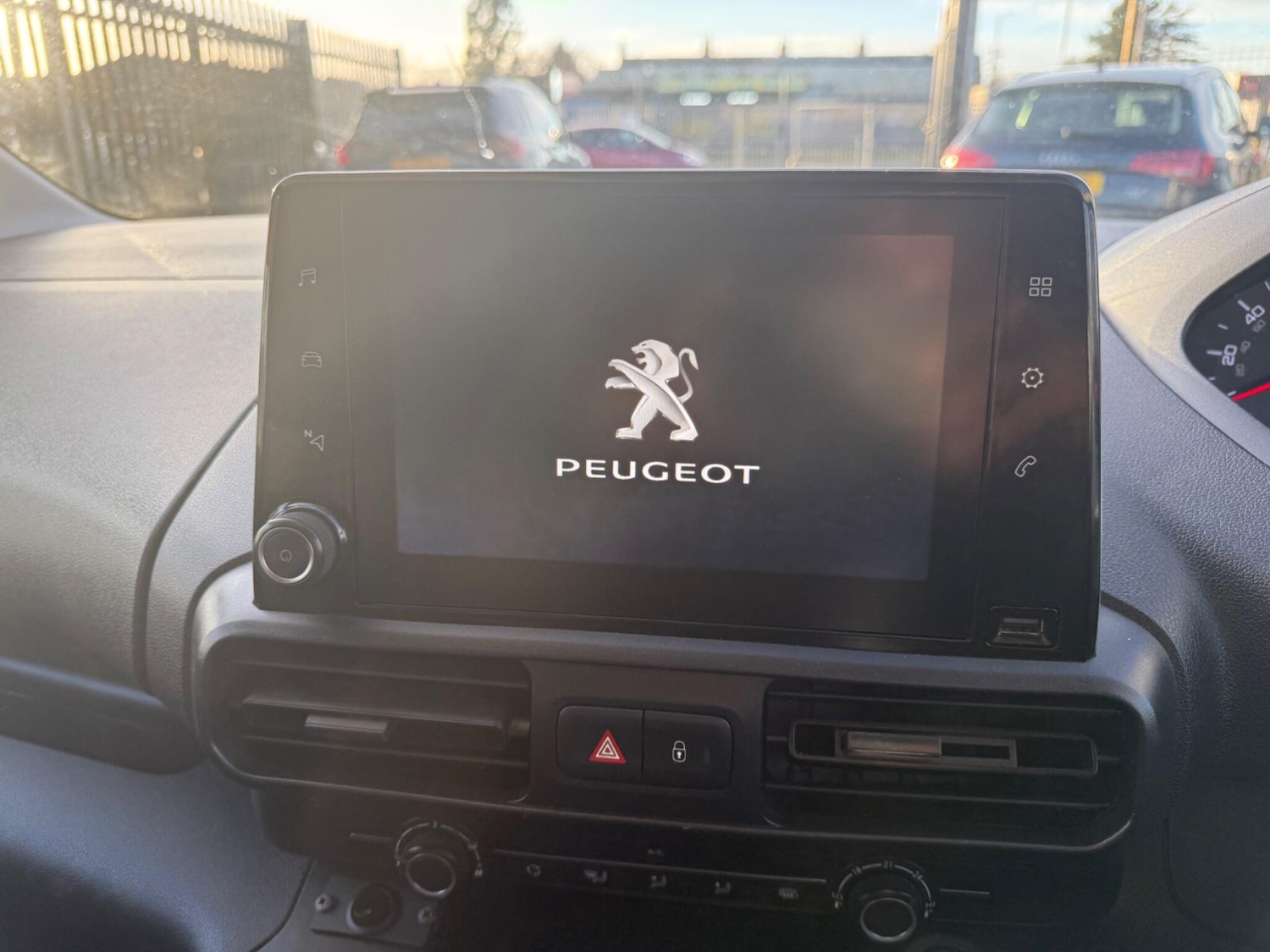 Used Peugeot Partner 2021 for sale - 76727299: Photo 15