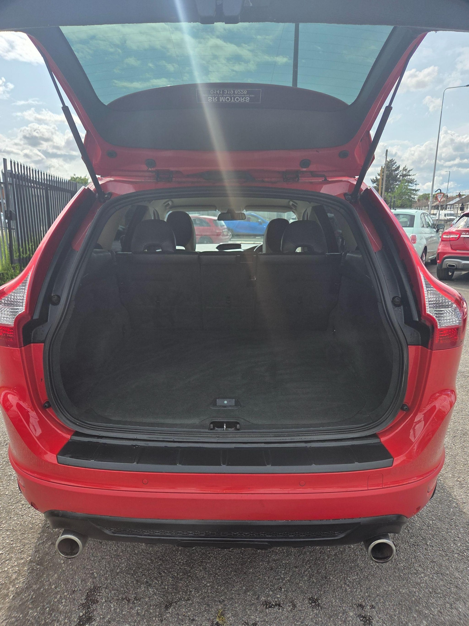 Used Volvo XC60 2010 for sale - 76239092: Photo 4