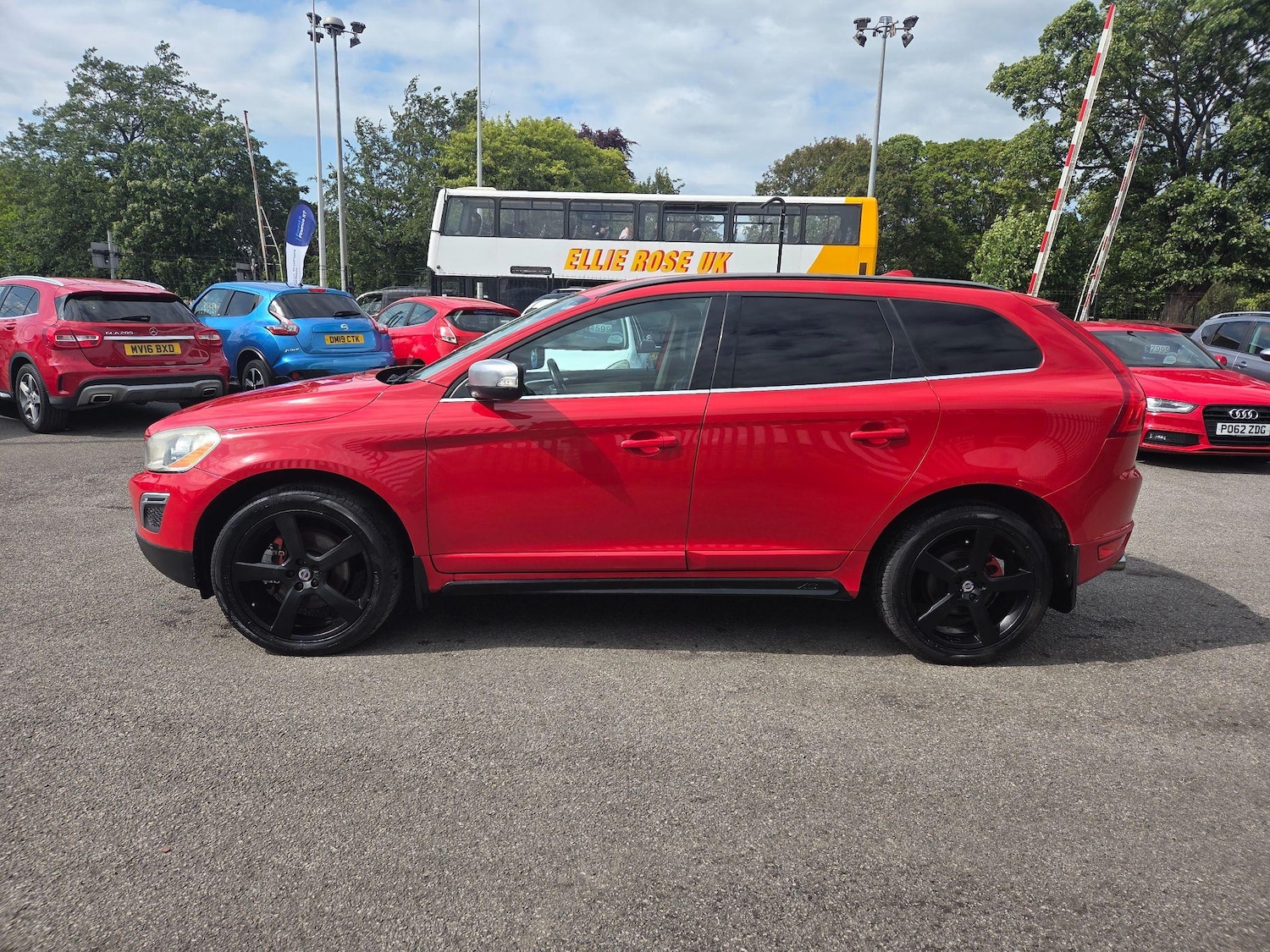 Used Volvo XC60 2010 for sale - 76239092: Photo 6