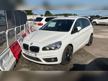 2017 (66) - 2.0 218d SE Euro 6 (s/s) 5dr
