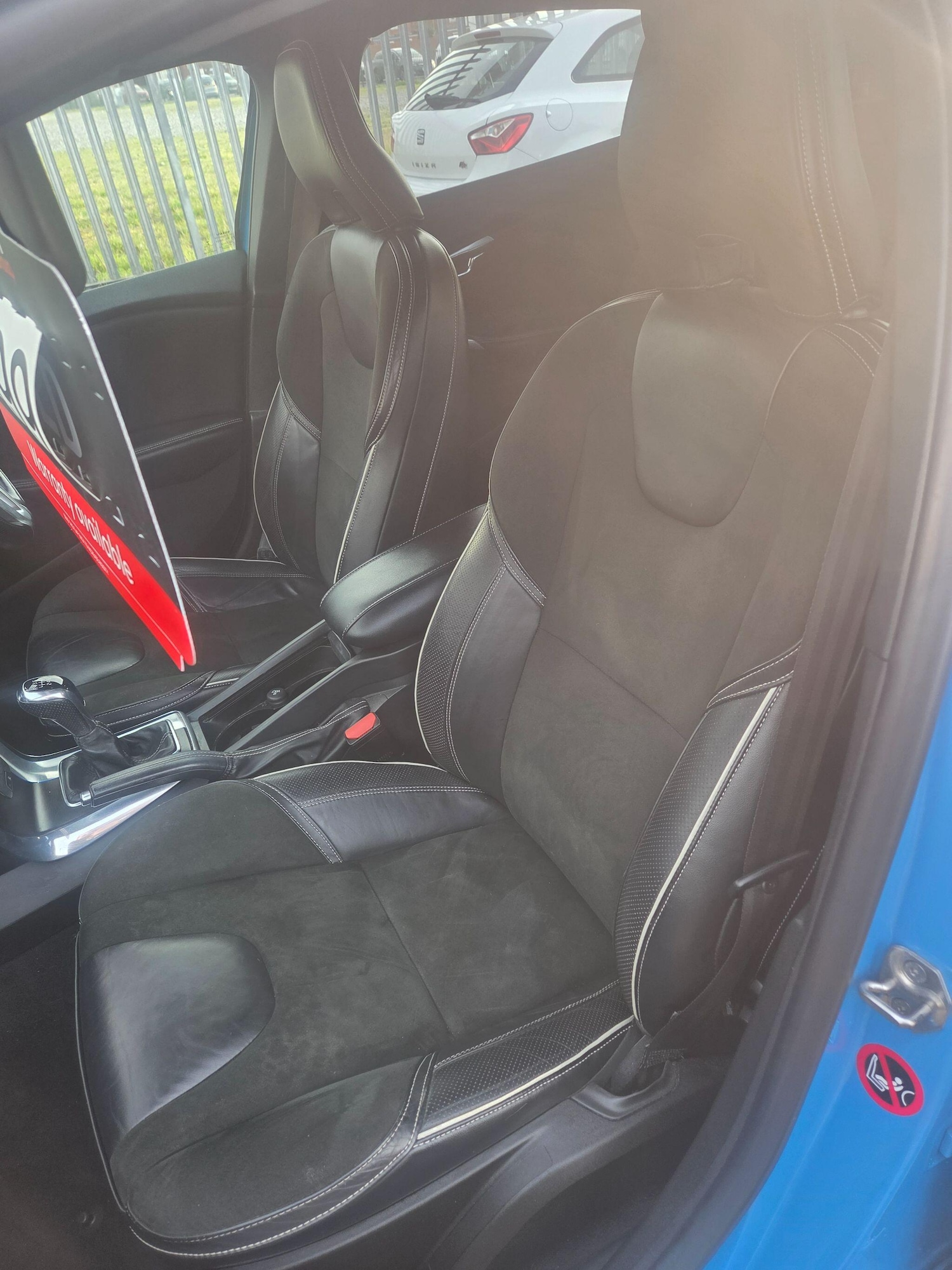 Used Volvo V40 2014 for sale - 77970153: Photo 11