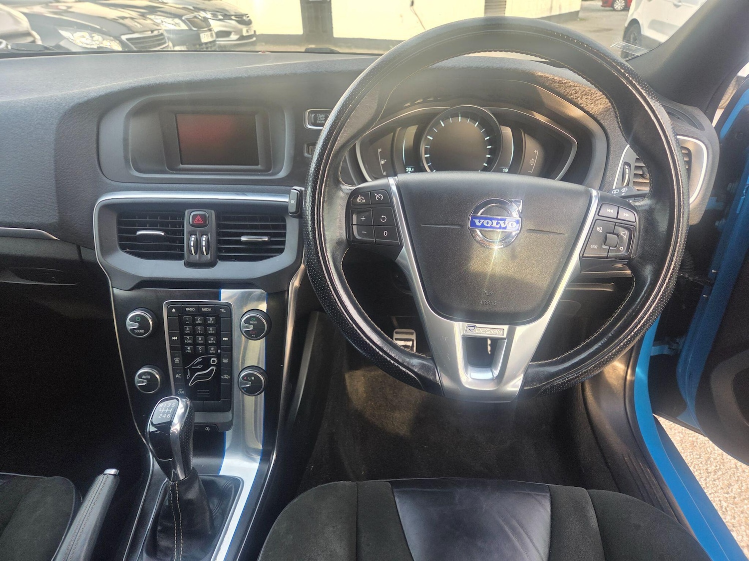 Used Volvo V40 2014 for sale - 77970153: Photo 12
