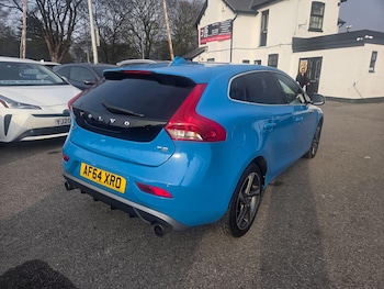 Used Volvo V40 2014 for sale - 77970153: Photo